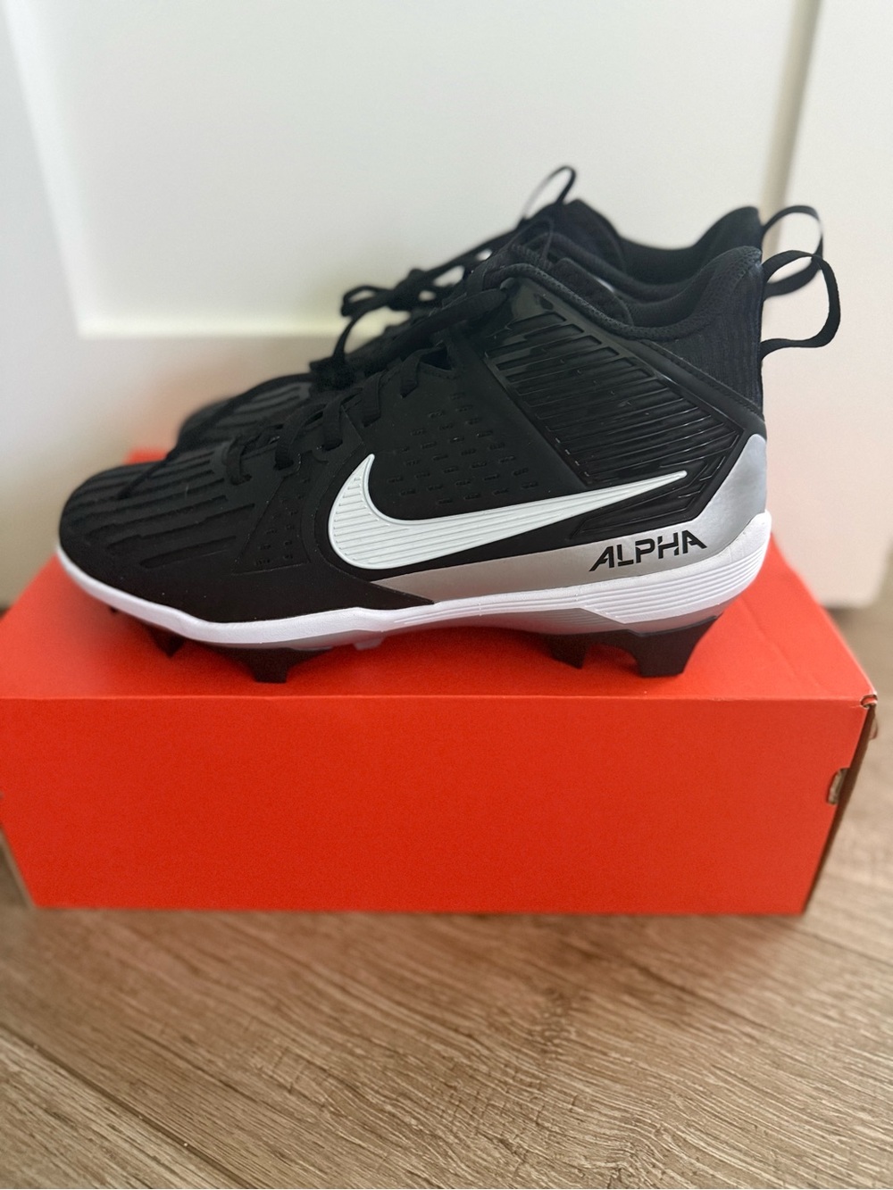 Nike Alpha Menace Strong Football Cleats Black White Size 9 Mens